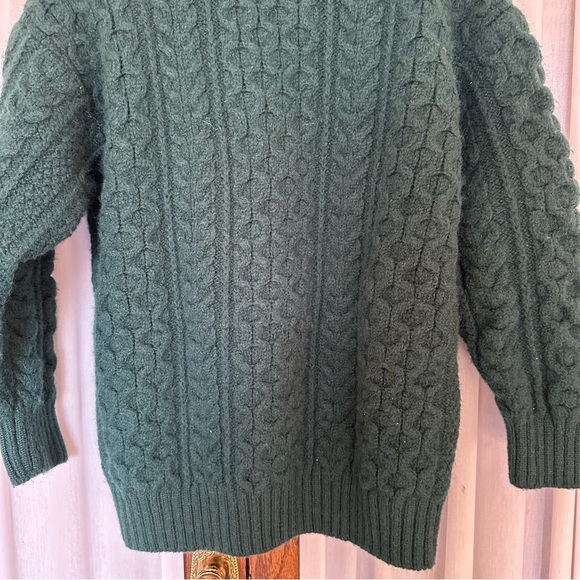 Patrick Malin Dark Green Irish Aran Cable Knit Crewneck Sweater - Picture 8 of 12